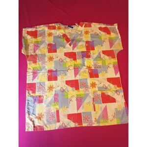 "MHD" Scrubs Top - Size: M 10-12 (0626)